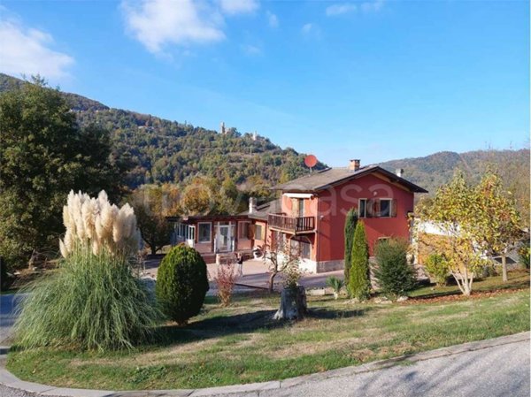 casa indipendente in vendita a Nucetto in zona Villa