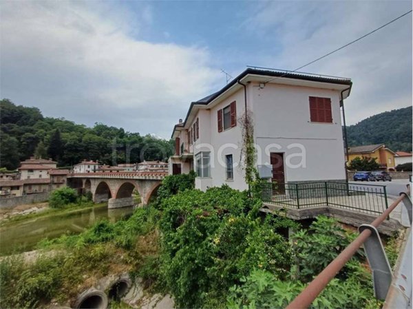 casa indipendente in vendita a Nucetto in zona Nicolini
