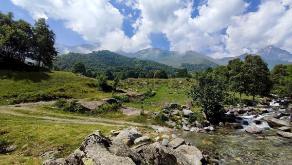 quadrivano in vendita ad Oncino in zona Bigorie