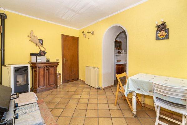 appartamento in vendita ad Oncino