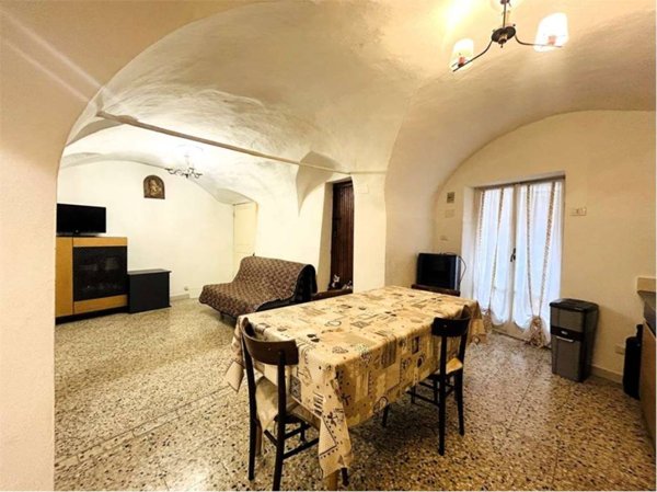 casa indipendente in vendita ad Ormea