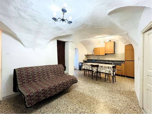 casa indipendente in vendita ad Ormea