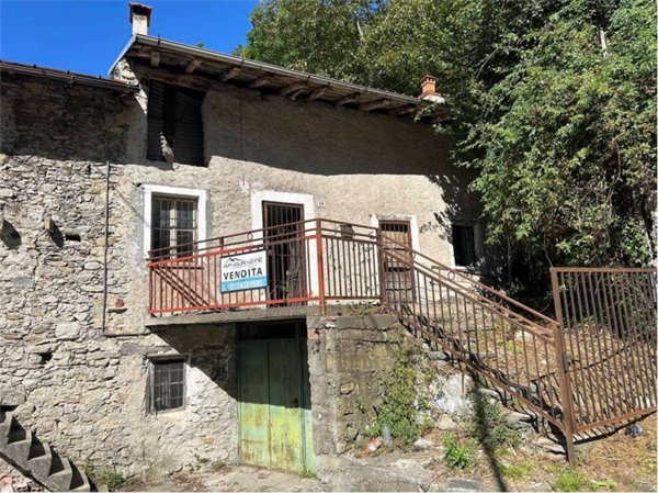 casa indipendente in vendita ad Ormea