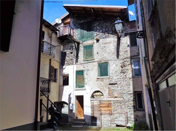 casa indipendente in vendita ad Ormea