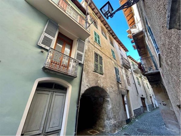casa indipendente in vendita ad Ormea