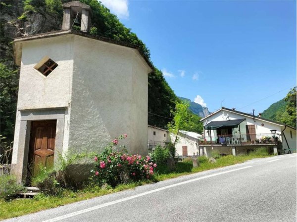 negozio in vendita ad Ormea in zona Ponte di Nava