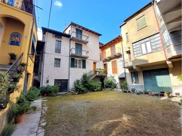 casa indipendente in vendita ad Ormea