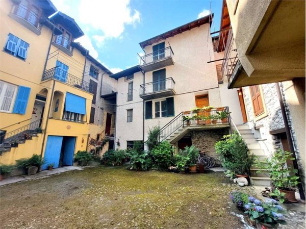 casa indipendente in vendita ad Ormea