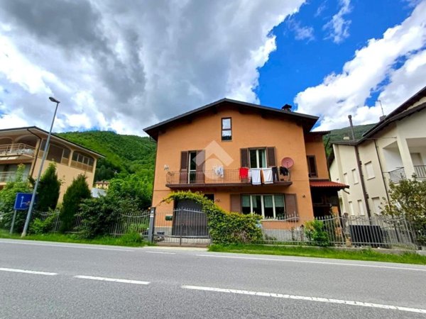 casa indipendente in vendita ad Ormea