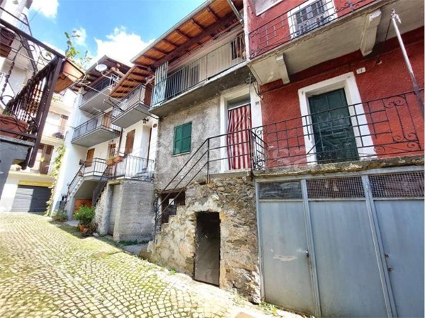 casa indipendente in vendita ad Ormea