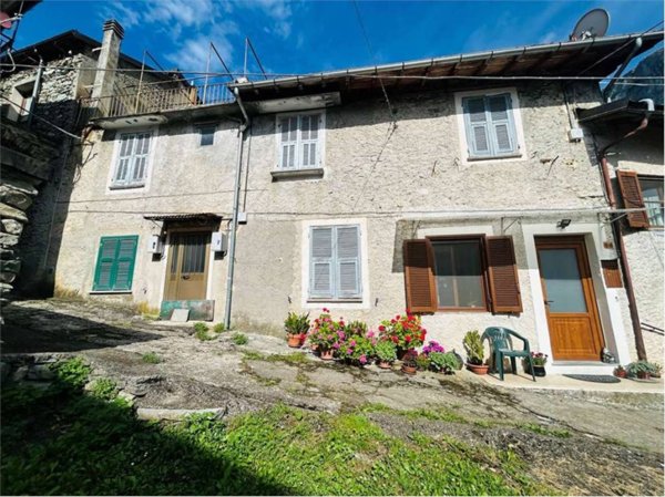 casa indipendente in vendita ad Ormea in zona Ponte di Nava