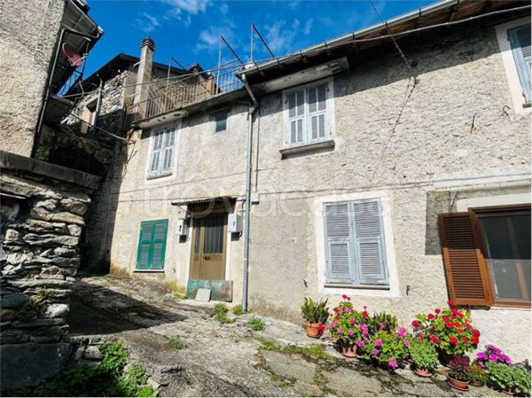 casa indipendente in vendita ad Ormea in zona Ponte di Nava
