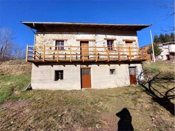 casa indipendente in vendita ad Ormea