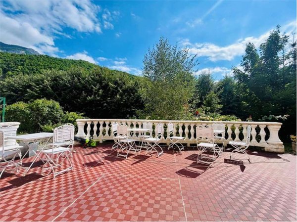 casa indipendente in vendita ad Ormea