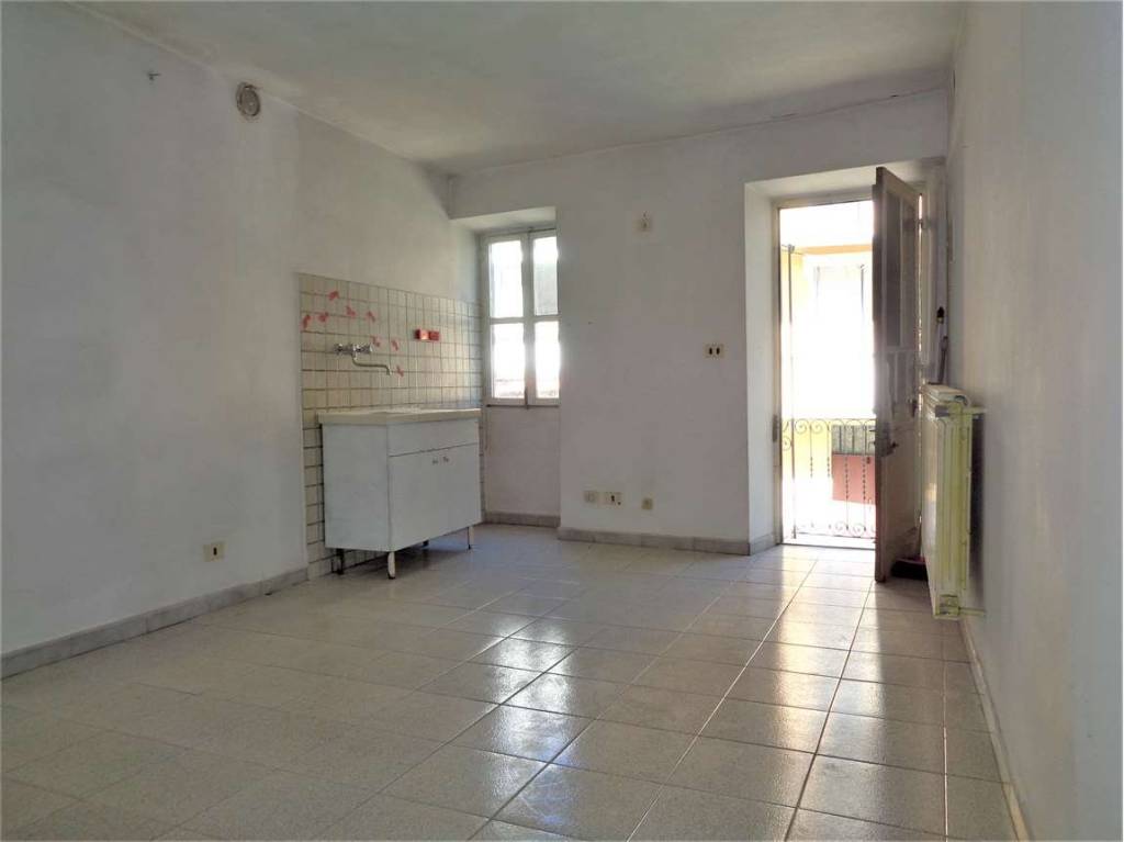 casa indipendente in vendita ad Ormea