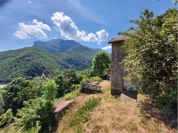 casa indipendente in vendita ad Ormea