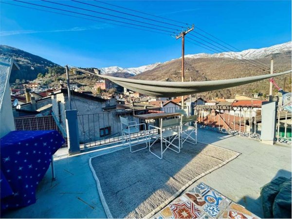 casa indipendente in vendita ad Ormea