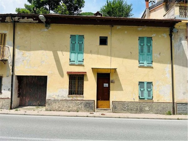 casa indipendente in vendita ad Ormea in zona Ponte di Nava