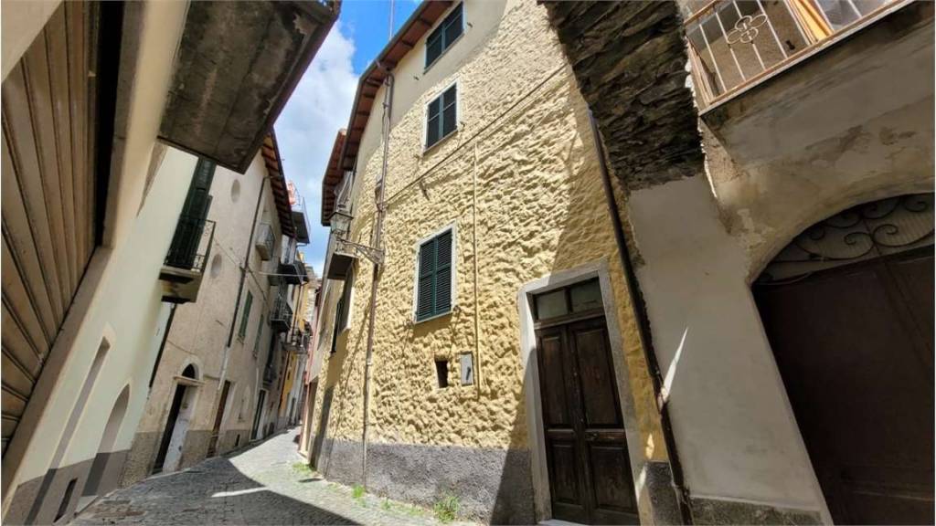 appartamento in vendita ad Ormea