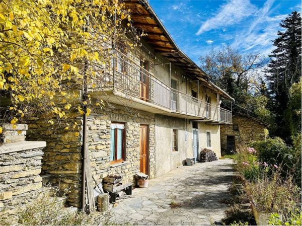 casa indipendente in vendita ad Ormea in zona Albra
