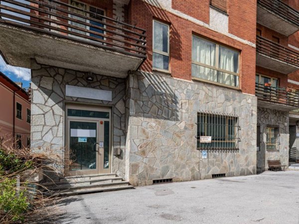 negozio in vendita ad Ormea