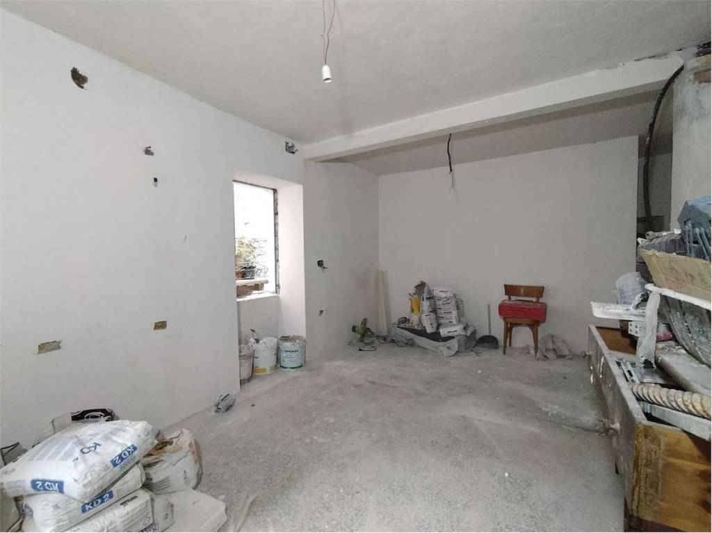 casa indipendente in vendita ad Ormea