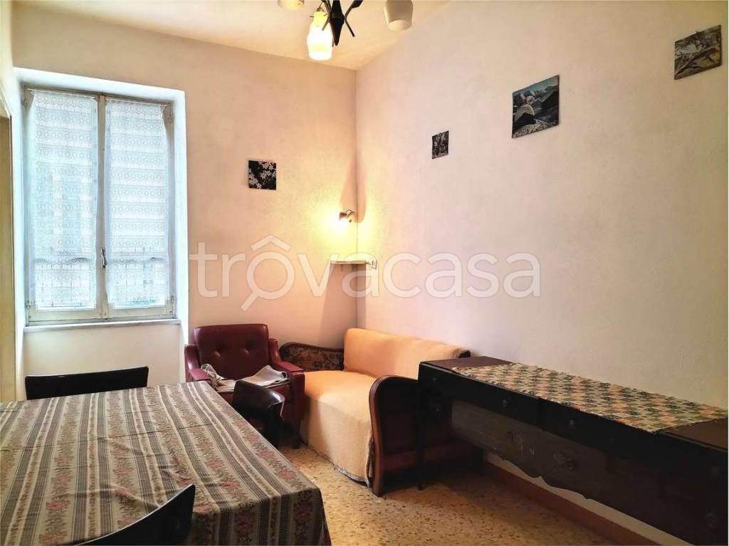 casa indipendente in vendita ad Ormea