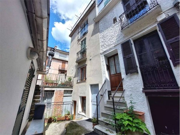 casa indipendente in vendita ad Ormea