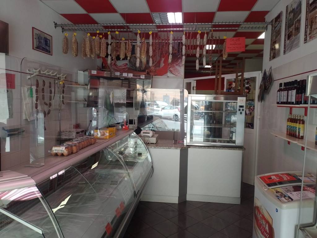 negozio in vendita ad Ormea