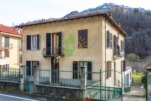 casa indipendente in vendita ad Ormea