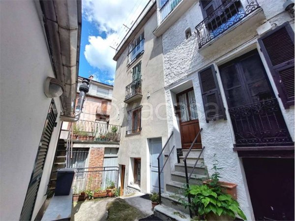 casa indipendente in vendita ad Ormea