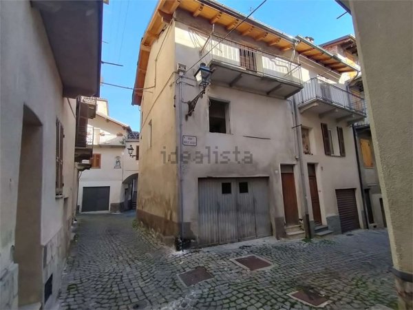 casa indipendente in vendita ad Ormea