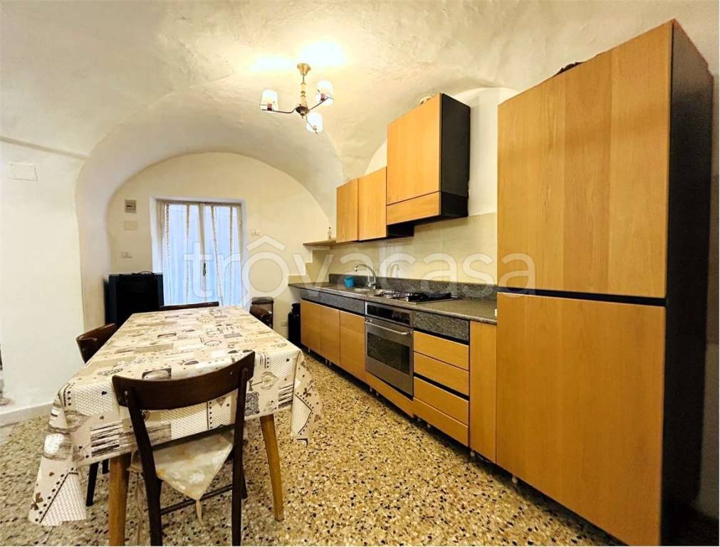 casa indipendente in vendita ad Ormea