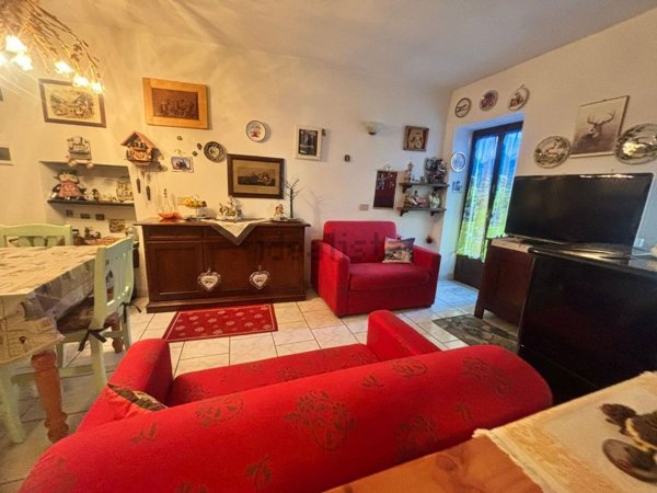 casa indipendente in vendita ad Ormea