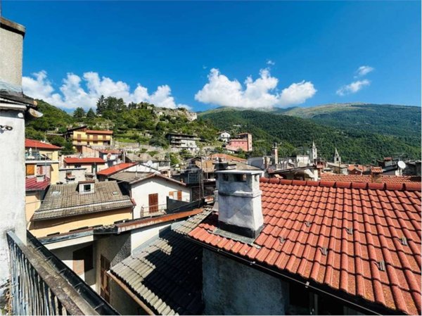 casa indipendente in vendita ad Ormea