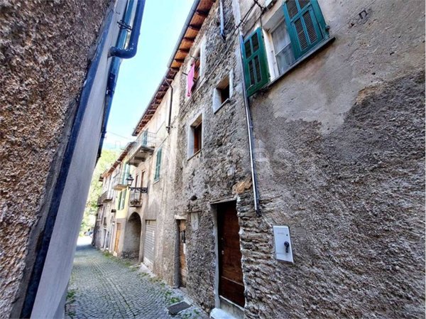casa indipendente in vendita ad Ormea