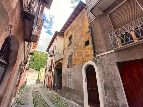 casa indipendente in vendita ad Ormea