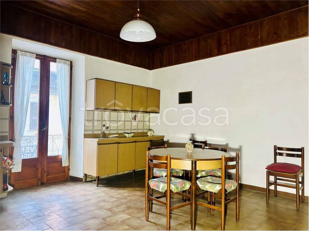 casa indipendente in vendita ad Ormea in zona Ponte di Nava