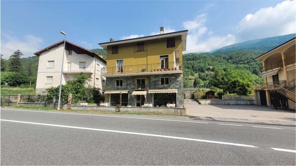 locale commerciale in vendita ad Ormea