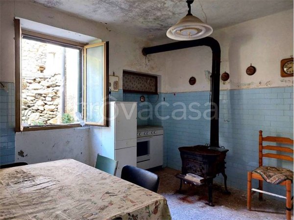 appartamento in vendita ad Ormea in zona Ponte di Nava