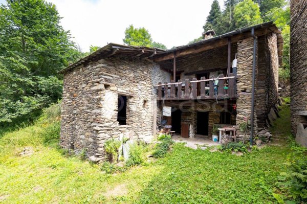 appartamento in vendita ad Ostana