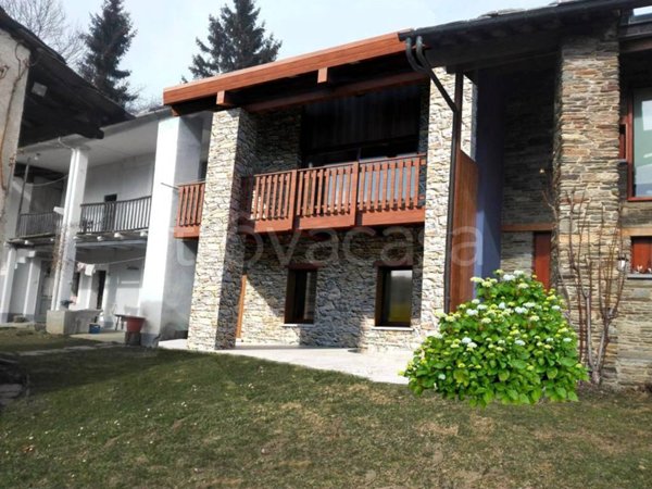 quadrivano in vendita ad Ostana