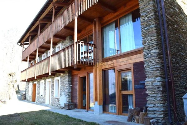 appartamento in vendita ad Ostana