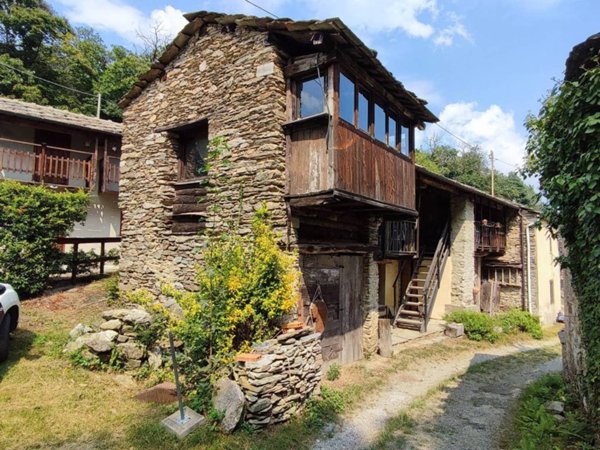casa indipendente in vendita a Paesana