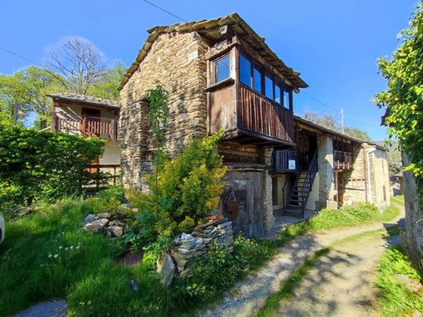 casa indipendente in vendita a Paesana