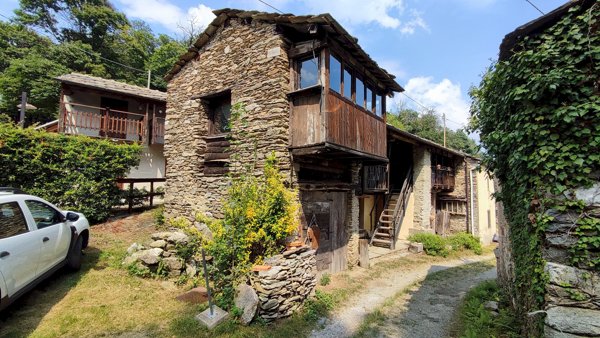 casa indipendente in vendita a Paesana