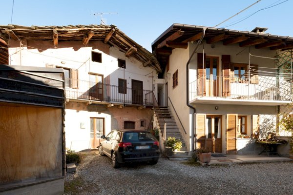 casa indipendente in vendita a Paesana