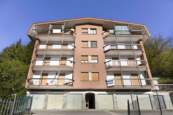 appartamento in vendita a Paesana