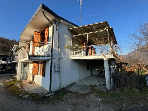 casa indipendente in vendita a Paesana
