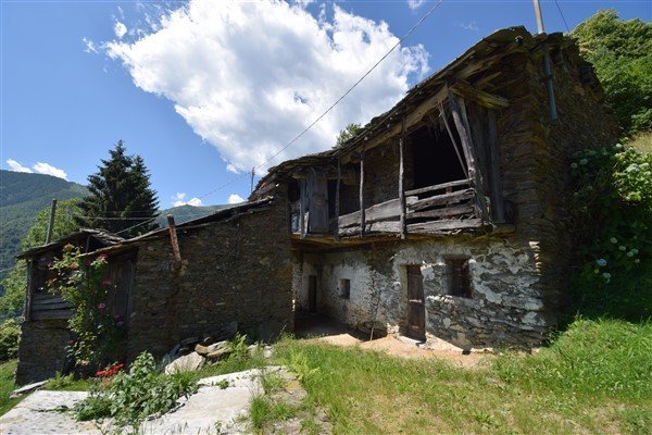 casa indipendente in vendita a Paesana